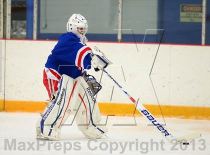 Thumbnail 2 in Glastonbury vs. Ridgefield (West Haven Christmas Tournament) photogallery.
