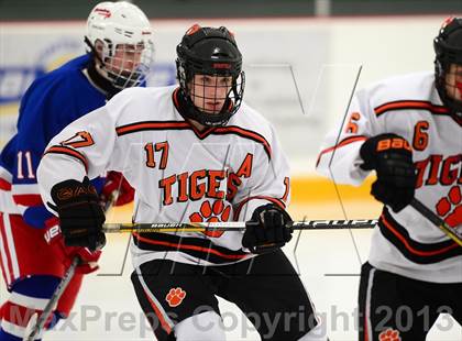 Thumbnail 2 in Glastonbury vs. Ridgefield (West Haven Christmas Tournament) photogallery.
