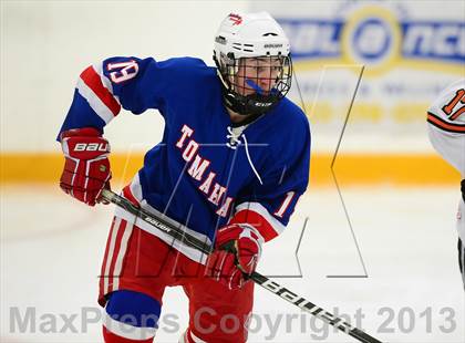 Thumbnail 1 in Glastonbury vs. Ridgefield (West Haven Christmas Tournament) photogallery.