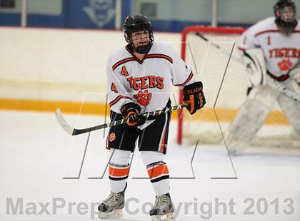 Thumbnail 1 in Glastonbury vs. Ridgefield (West Haven Christmas Tournament) photogallery.