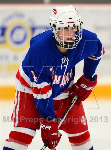 Thumbnail 1 in Glastonbury vs. Ridgefield (West Haven Christmas Tournament) photogallery.