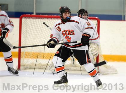 Thumbnail 2 in Glastonbury vs. Ridgefield (West Haven Christmas Tournament) photogallery.