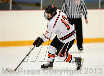Thumbnail 2 in Glastonbury vs. Ridgefield (West Haven Christmas Tournament) photogallery.