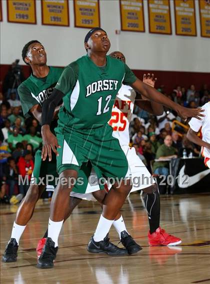 Thumbnail 2 in Taft vs. Dorsey (CIF LA City Section D1 Final) photogallery.