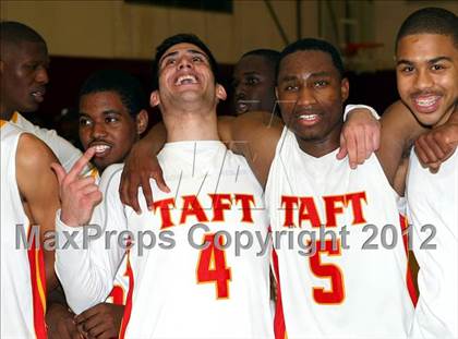 Thumbnail 1 in Taft vs. Dorsey (CIF LA City Section D1 Final) photogallery.