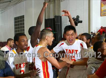 Thumbnail 2 in Taft vs. Dorsey (CIF LA City Section D1 Final) photogallery.
