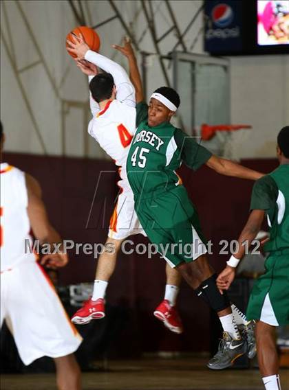 Thumbnail 3 in Taft vs. Dorsey (CIF LA City Section D1 Final) photogallery.
