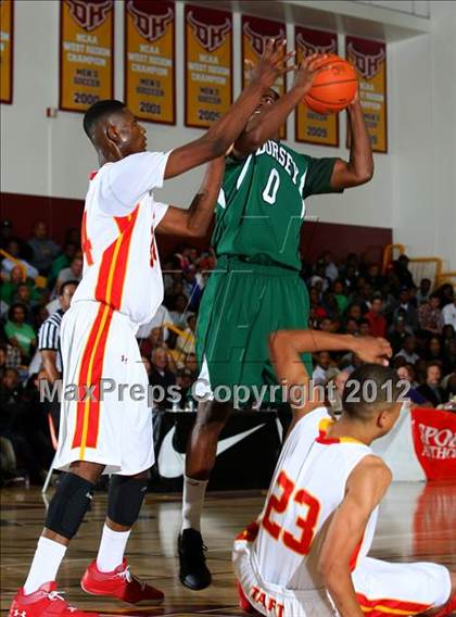 Thumbnail 3 in Taft vs. Dorsey (CIF LA City Section D1 Final) photogallery.