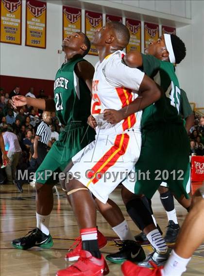 Thumbnail 3 in Taft vs. Dorsey (CIF LA City Section D1 Final) photogallery.