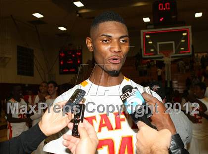 Thumbnail 1 in Taft vs. Dorsey (CIF LA City Section D1 Final) photogallery.