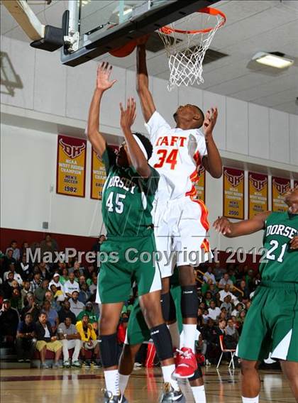 Thumbnail 3 in Taft vs. Dorsey (CIF LA City Section D1 Final) photogallery.