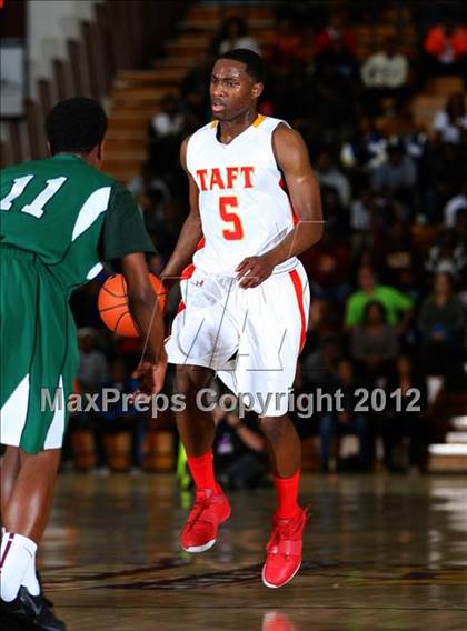 Thumbnail 2 in Taft vs. Dorsey (CIF LA City Section D1 Final) photogallery.