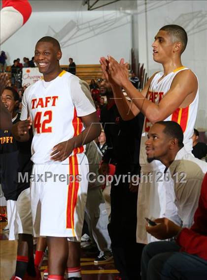 Thumbnail 3 in Taft vs. Dorsey (CIF LA City Section D1 Final) photogallery.