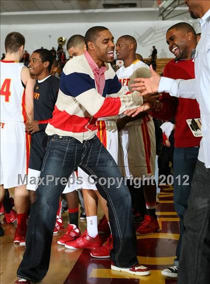 Thumbnail 3 in Taft vs. Dorsey (CIF LA City Section D1 Final) photogallery.