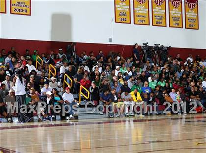 Thumbnail 2 in Taft vs. Dorsey (CIF LA City Section D1 Final) photogallery.