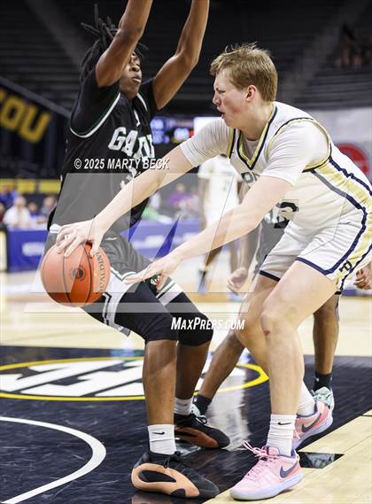 Thumbnail 1 in Principia vs KIPP Legacy (MSHSAA Class 3 Championship) photogallery.