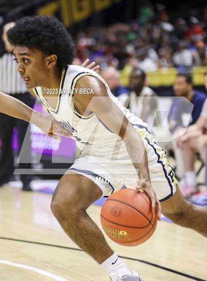 Thumbnail 3 in Principia vs KIPP Legacy (MSHSAA Class 3 Championship) photogallery.