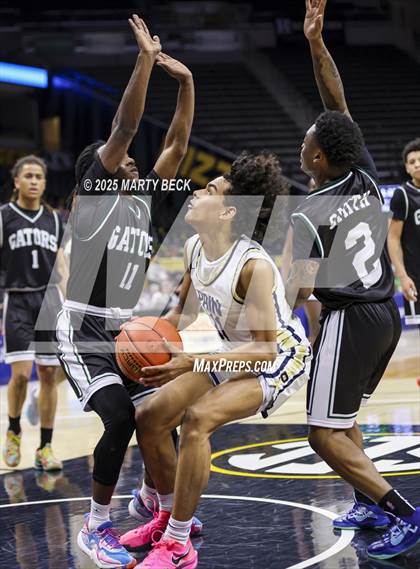 Thumbnail 1 in Principia vs KIPP Legacy (MSHSAA Class 3 Championship) photogallery.