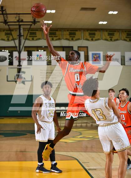 Thumbnail 3 in Poly vs. St. John Bosco (Classic at Damien) photogallery.