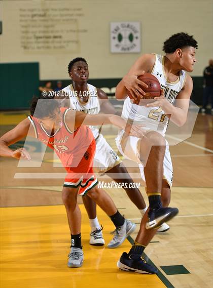 Thumbnail 1 in Poly vs. St. John Bosco (Classic at Damien) photogallery.