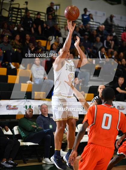 Thumbnail 1 in Poly vs. St. John Bosco (Classic at Damien) photogallery.