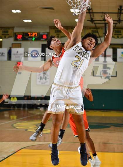 Thumbnail 3 in Poly vs. St. John Bosco (Classic at Damien) photogallery.