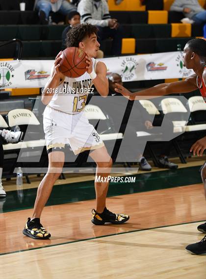 Thumbnail 3 in Poly vs. St. John Bosco (Classic at Damien) photogallery.