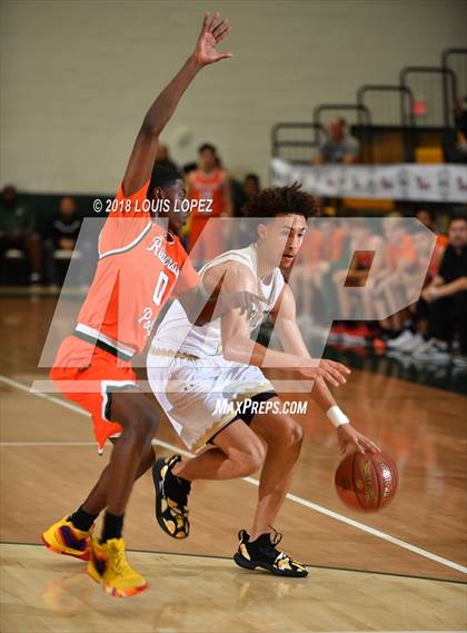 Thumbnail 3 in Poly vs. St. John Bosco (Classic at Damien) photogallery.