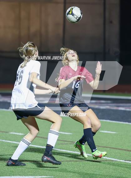 Thumbnail 3 in Oaks Christian vs Newbury Park  photogallery.
