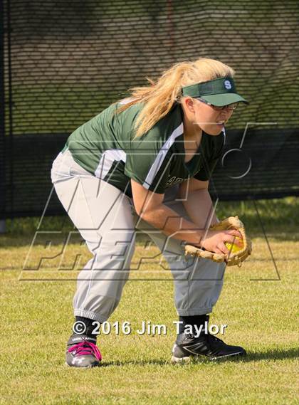 Thumbnail 1 in Lipan softball @ Santo photogallery.