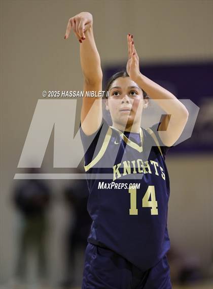 Thumbnail 1 in River Ridge vs. Bob Jones (She Got Game Classic) photogallery.