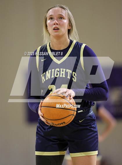 Thumbnail 3 in River Ridge vs. Bob Jones (She Got Game Classic) photogallery.