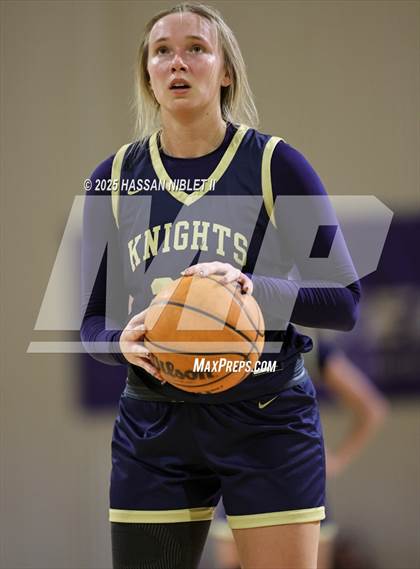 Thumbnail 2 in River Ridge vs. Bob Jones (She Got Game Classic) photogallery.