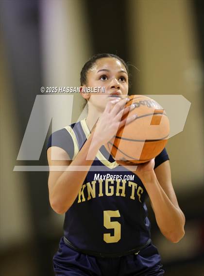 Thumbnail 3 in River Ridge vs. Bob Jones (She Got Game Classic) photogallery.