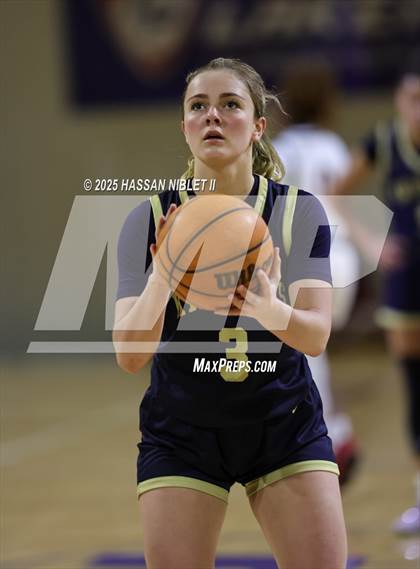 Thumbnail 2 in River Ridge vs. Bob Jones (She Got Game Classic) photogallery.