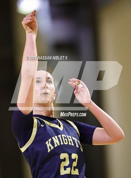 Thumbnail 2 in River Ridge vs. Bob Jones (She Got Game Classic) photogallery.
