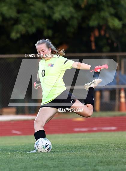 Thumbnail 3 in Marvin Ridge vs. Myers Park (NCHSAA 4A Round 4) photogallery.