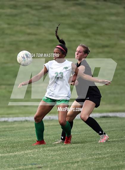 Thumbnail 2 in Marvin Ridge vs. Myers Park (NCHSAA 4A Round 4) photogallery.