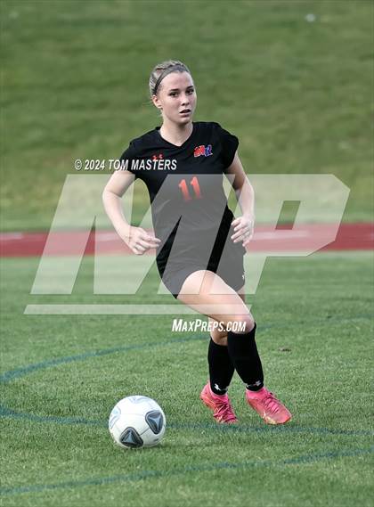 Thumbnail 2 in Marvin Ridge vs. Myers Park (NCHSAA 4A Round 4) photogallery.