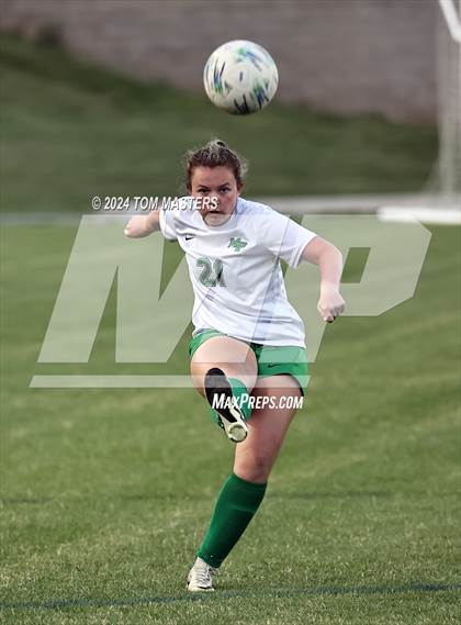 Thumbnail 3 in Marvin Ridge vs. Myers Park (NCHSAA 4A Round 4) photogallery.