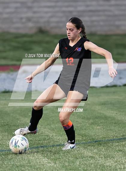 Thumbnail 1 in Marvin Ridge vs. Myers Park (NCHSAA 4A Round 4) photogallery.