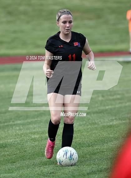 Thumbnail 2 in Marvin Ridge vs. Myers Park (NCHSAA 4A Round 4) photogallery.