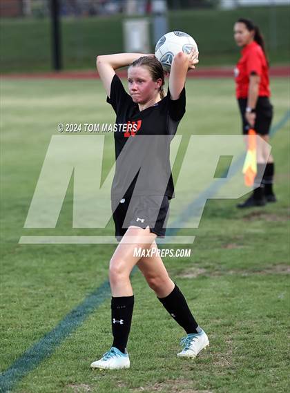 Thumbnail 3 in Marvin Ridge vs. Myers Park (NCHSAA 4A Round 4) photogallery.