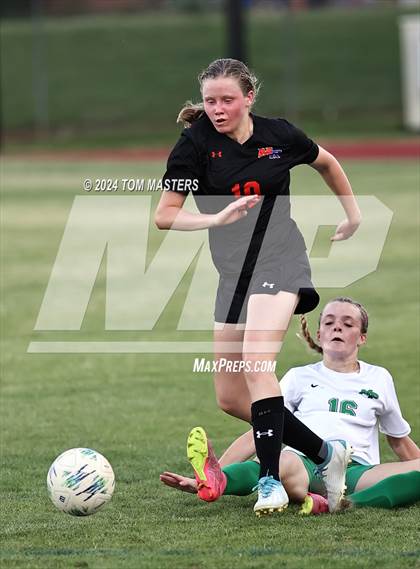 Thumbnail 1 in Marvin Ridge vs. Myers Park (NCHSAA 4A Round 4) photogallery.