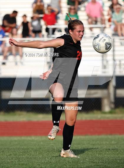 Thumbnail 1 in Marvin Ridge vs. Myers Park (NCHSAA 4A Round 4) photogallery.