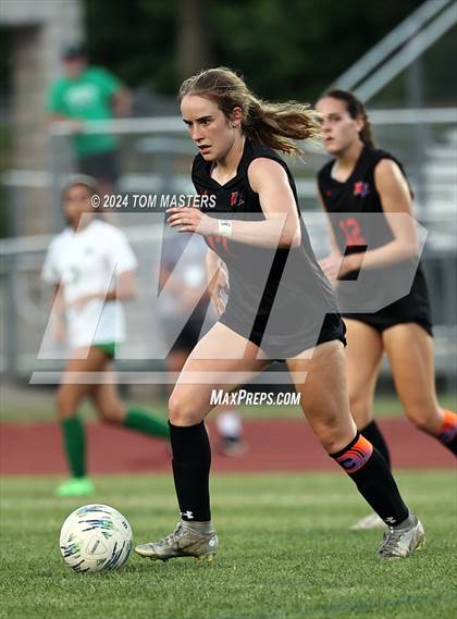 Thumbnail 3 in Marvin Ridge vs. Myers Park (NCHSAA 4A Round 4) photogallery.