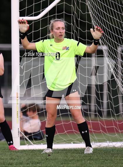 Thumbnail 3 in Marvin Ridge vs. Myers Park (NCHSAA 4A Round 4) photogallery.