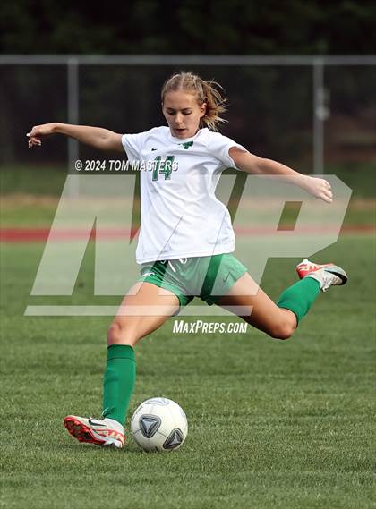 Thumbnail 3 in Marvin Ridge vs. Myers Park (NCHSAA 4A Round 4) photogallery.