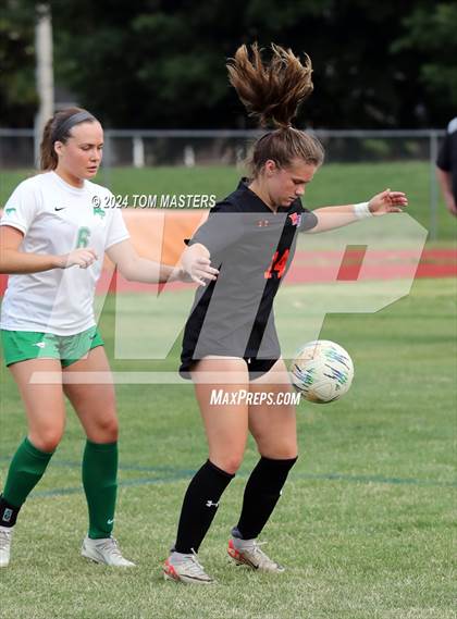 Thumbnail 3 in Marvin Ridge vs. Myers Park (NCHSAA 4A Round 4) photogallery.