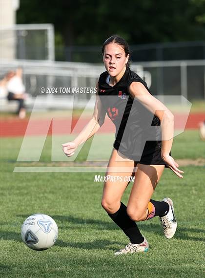 Thumbnail 3 in Marvin Ridge vs. Myers Park (NCHSAA 4A Round 4) photogallery.